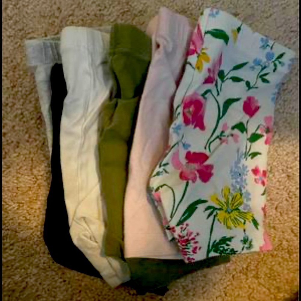 Old navy 2t shorts lot (6 pairs)